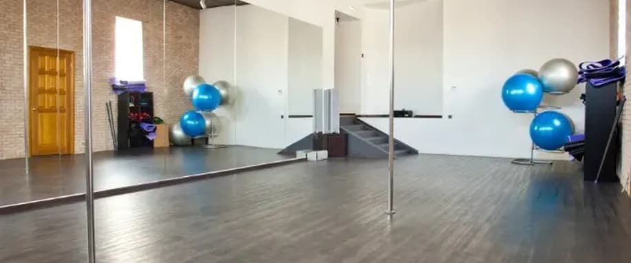 gallery slide