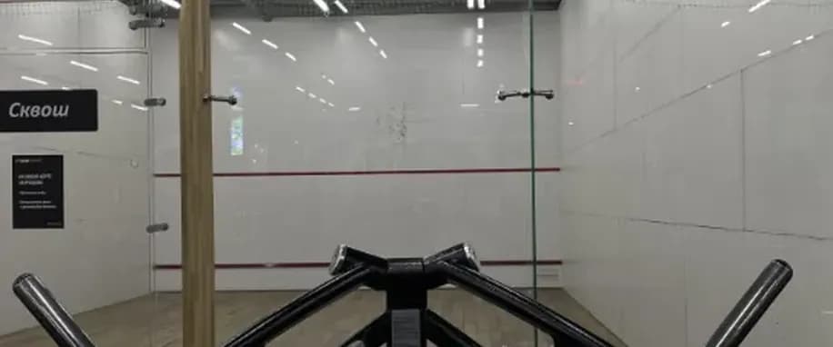 gallery slide