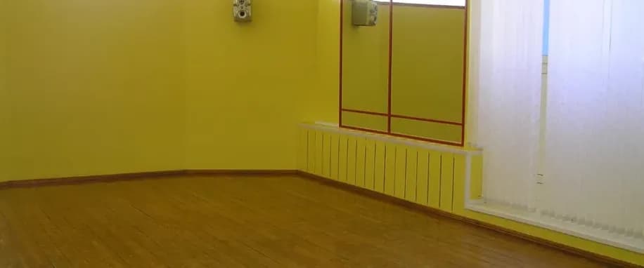 gallery slide